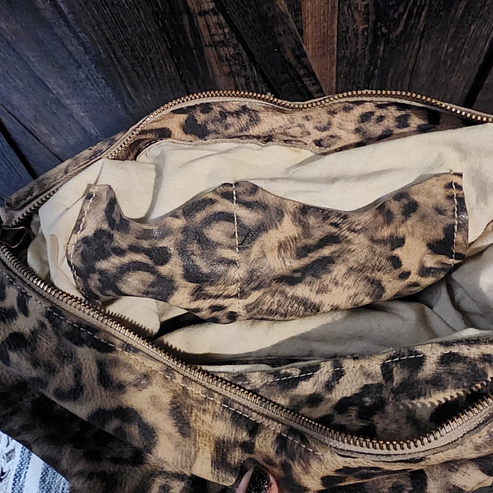 Leather Leopard Print Fringe Women's Bag - Picture 8 of 16